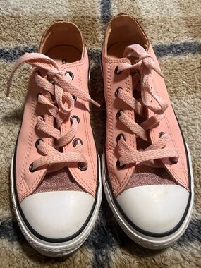 Kids Casual Pink Lace-Up Converse Sneakers 2.5